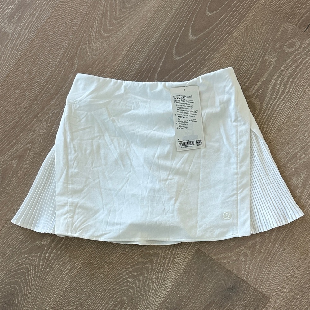 Lululemon White Varsity HR Pleated Women's Skirt